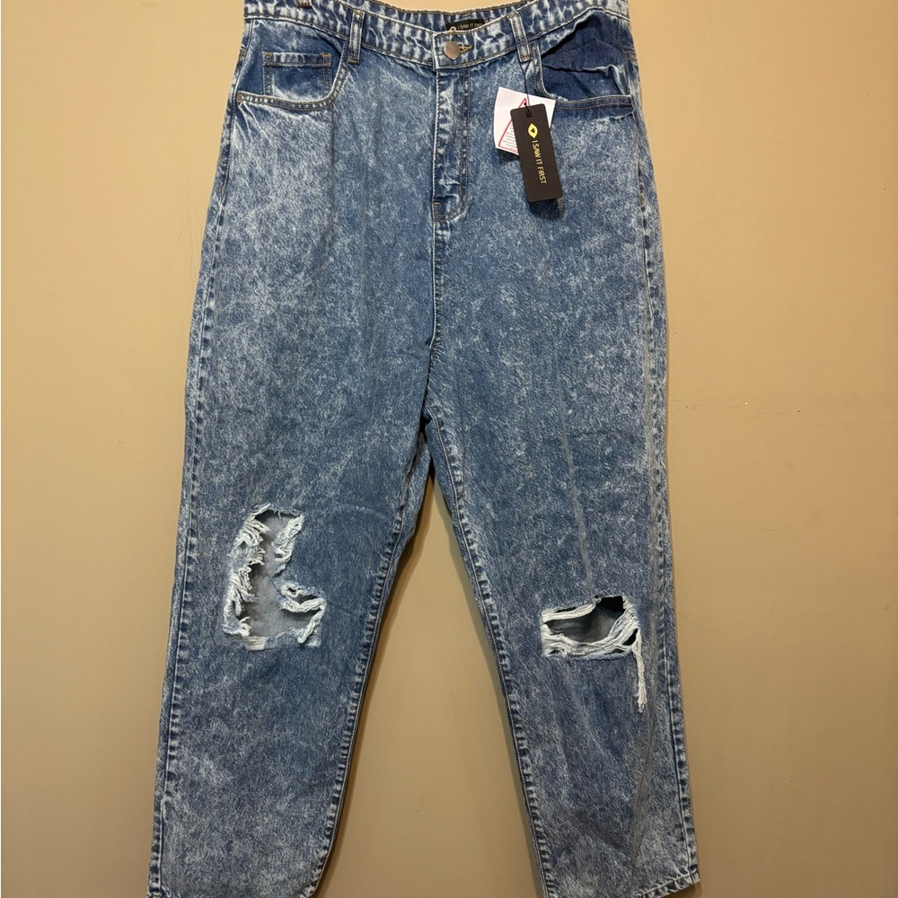 I SAW IT FIRST NWT Acid Wash Distressed High Rise Jeans
